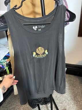 Honolua Black Hawaii Graphic Tank Top